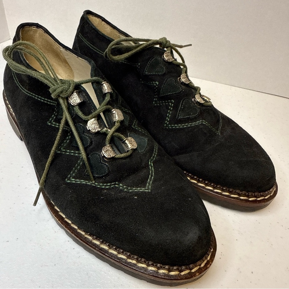 Haus Belir size 38 Oktoberfest style shoe deep green